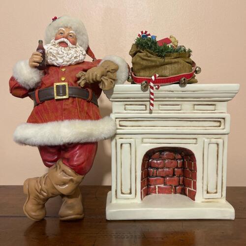 1999 Possible Dreams Clothtique Coca-Cola Santa Figurine With Original Box