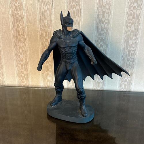 1997 Warner Bros. Studio Store Batman Collectible Statue