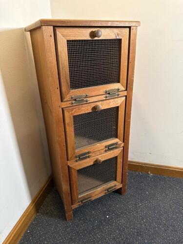 Wooden Pie Safe Cabinet with Three Mesh Doors