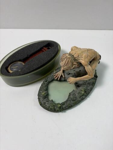 Fossil Lord of the Rings Gollum Limited Edition Watch and Display Case