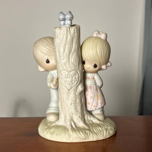 Precious Moments "Thee I Love" Figurine