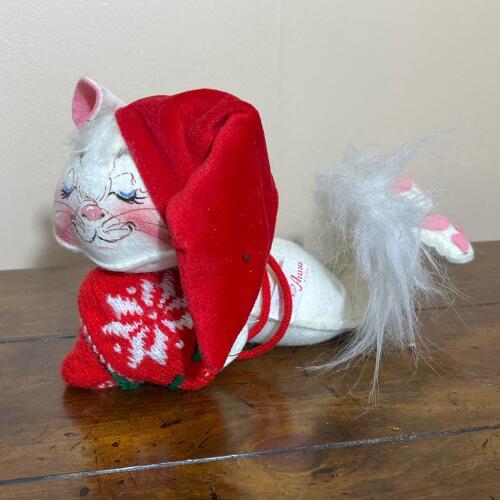 Collectible Vintage 1984 Annalee Sassy Christmas Cat