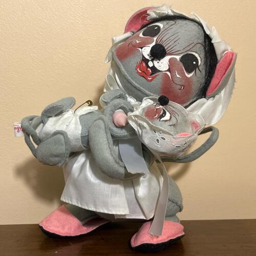 Collectible Vintage 1987 Annalee Mobilitee Mother Mouse with Baby