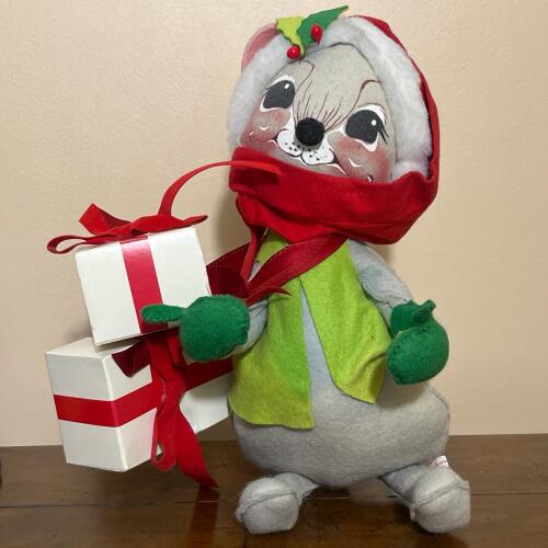 Collectible Vintage 1986 Annalee Christmas Mouse