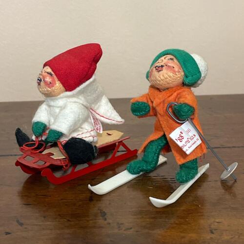 Collectible Vintage 1985 Annalee Holiday Miniature Dolls