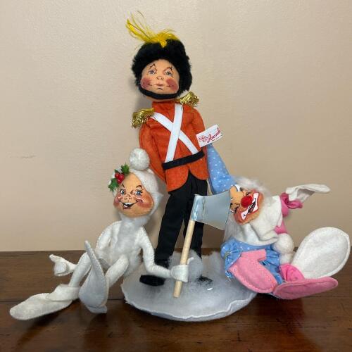 Collectible Vintage Trio Set 1987/1988 Of Assorted Annalee Dolls