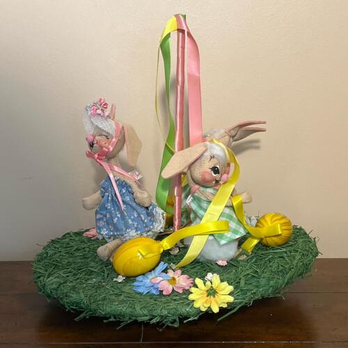 Vintage Annalee Dolls Spring Equinox Easter Bunny Maypole Diorama With Thorens Movement