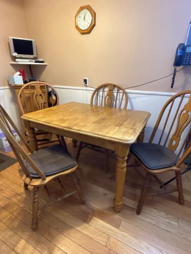 Wooden Dining Set with 4 Windsor Chairs