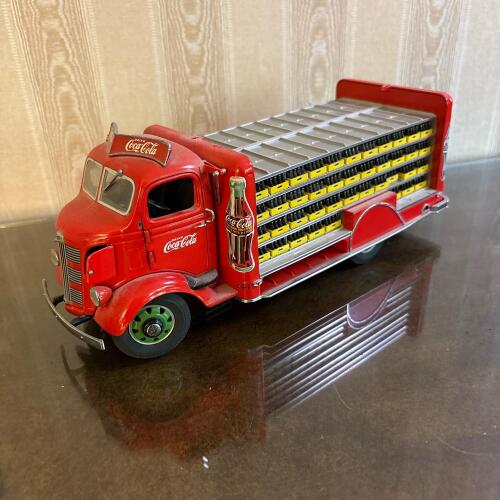 Danbury Mint Coca-Cola 1938 Delivery Truck Die-Cast Metal Replica