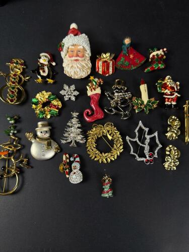 Vintage Christmas Brooch Lot: JJ, Tancer II, Premier and More!