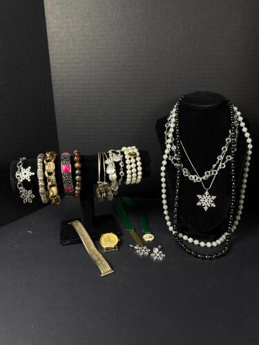 Mixed Costume Jewelry Lot: Alex and Ani, Anne Klein and More!