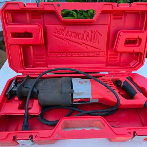 Milwaukee 6538-21 Super Sawzall Reciprocating Saw, 15A, 1-1/4" Stroke, Hard Case
