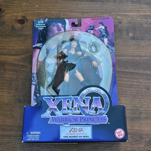 Xena Warrior Princess Action Figure 6" Warrior Huntress Toy Biz 1999 MOC w/ Accessories