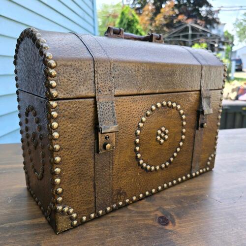 Vintage Decorative Wooden Chest, Nailhead Design, 16"x11", Domed Lid, Black Felt Lining