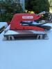 Roberts 10-282G Deluxe Carpet Seaming Iron and Plate