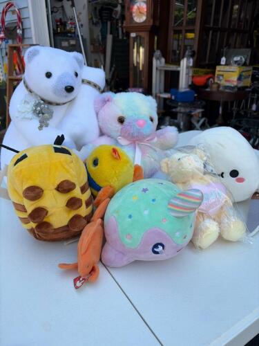 Assorted Plush Stuffed Animal Lot