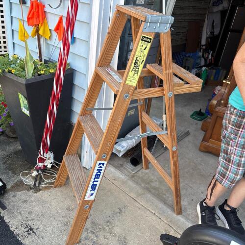 Keller Wooden Step Ladder