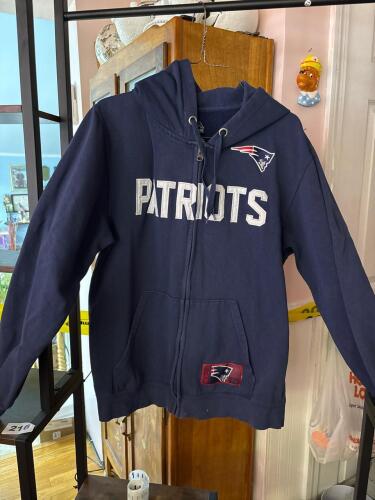 Majestic New England Patriots Full-Zip Hoodie, Medium