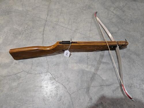 Vintage 1960s WHAM-O Crossbow With Arrows