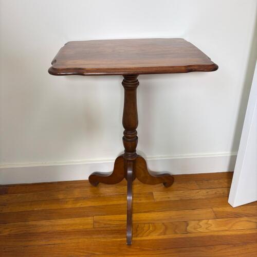 Vintage Tilt-Top Pedestal Side Table