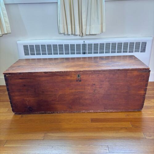 Vintage Solid Wood Blanket Chest with Dovetail Joints