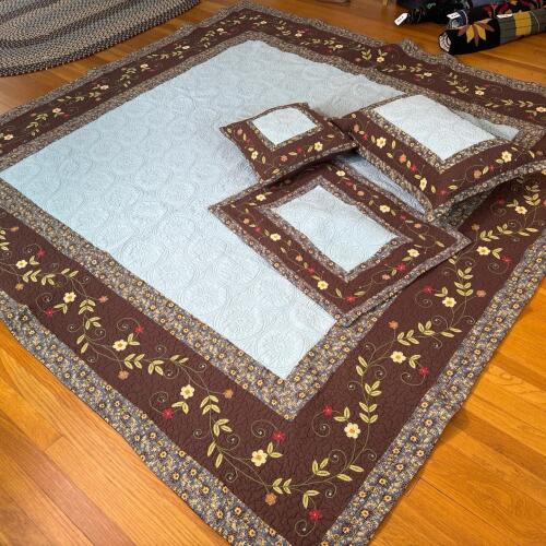 Handmade Floral Quilt Set with 3 Embroidered Pillow Shams, 89" x 90"