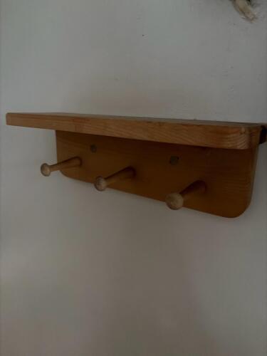 Wall-Mounted Solid Wood Coat Rack 3 Pegs with Shelf