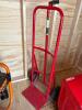 FRANKLIN 700 lb Capacity Hand Truck
