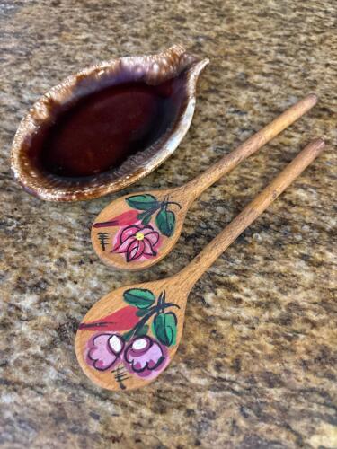 McCoy Brown Drip Spoon Rest with Two Painted Spoons