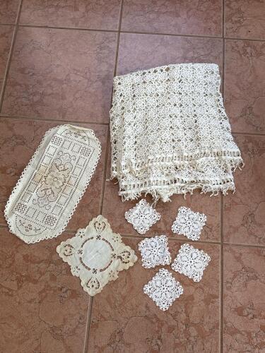 Assorted Vintage Lace and Crochet Doilies