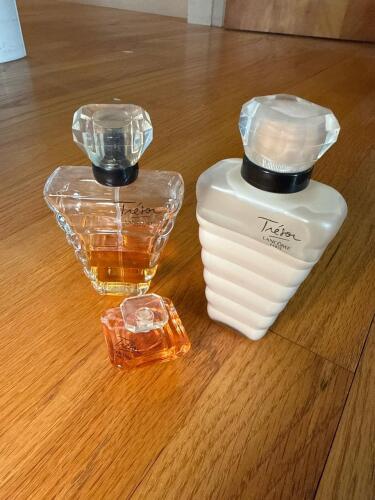 Tr&eacute;sor Lanc&ocirc;me Paris Perfume and Lotion Trio