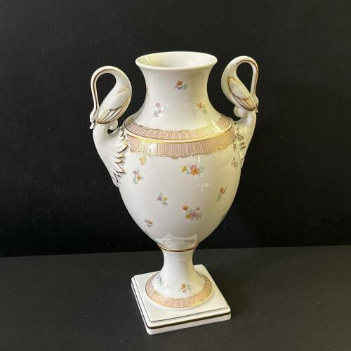 Kaiser Germany Rheinsberg Porcelain Swan Handle Urn Vase