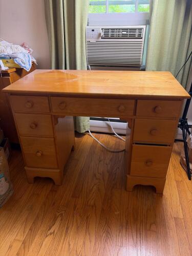 Wooden Desk with Seven Drawers