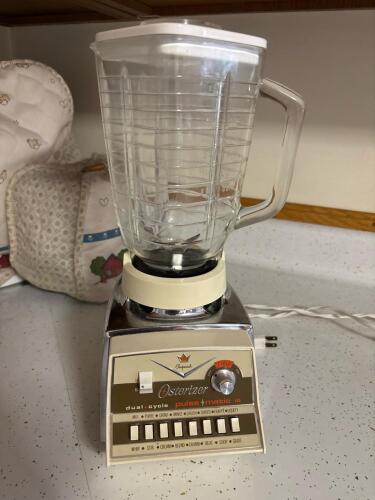 Vintage Osterizer Imperial Dual Cycle Pulse-Matic 16 Blender