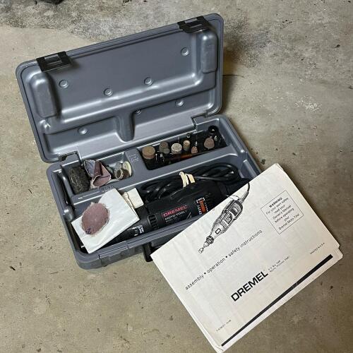 Dremel Moto-Tool Model 395 Kit with Accessories