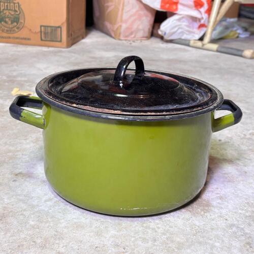 Vintage Green Enamel Stock Pot with Lid
