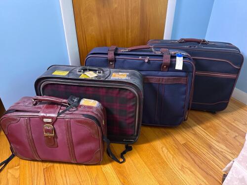 Assorted Luggage Collection
