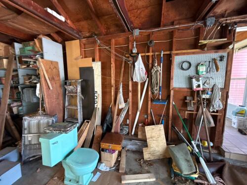 Garage Picker's Lot 1