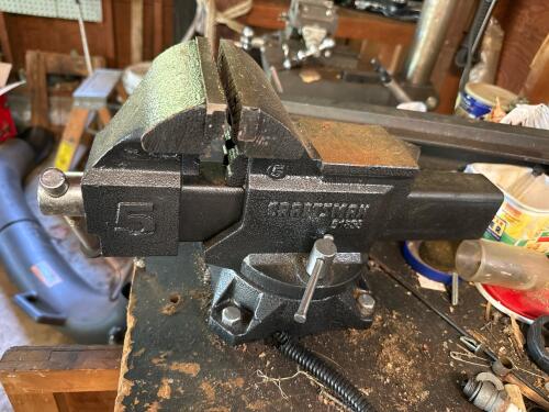 Craftsman 5-Inch Bench Vise