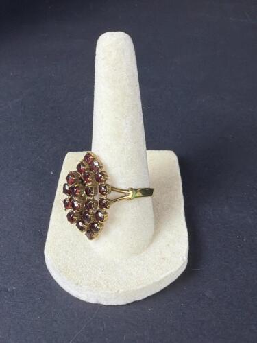 8K Gold Cluster Ring