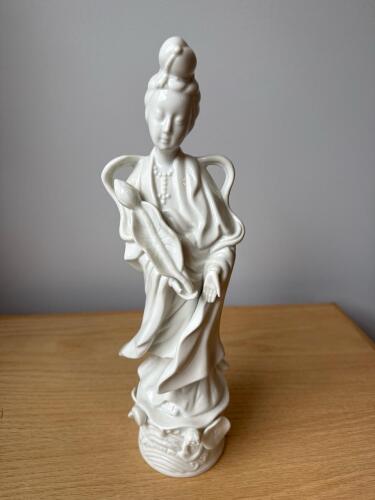 White Porcelain Guanyin Figurine