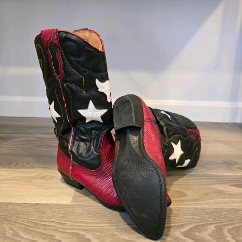 Star Pattern Leather Cowboy Boots
