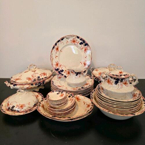 Upper Hanley Pearl Semi-Porcelain Dinnerware Set