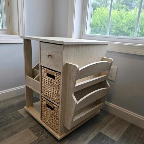 Light Wood Swivel Side Table with Baskets