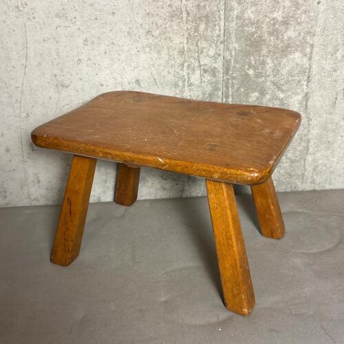 Vintage Cushman Colonial Creation Wooden Stool