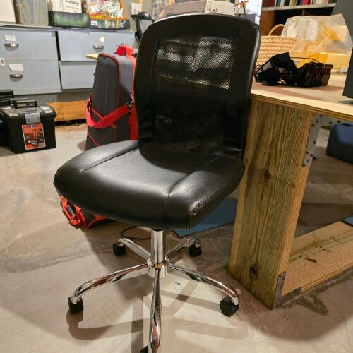 Black Mesh Back Office Chair