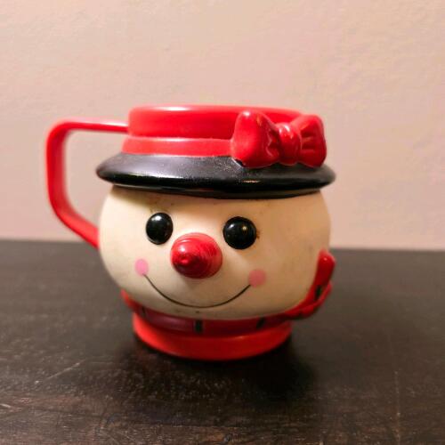 Vintage Plastic Snowman Mug, 3.5 in.