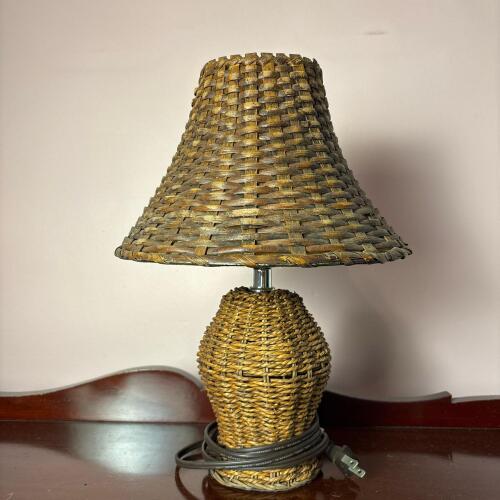 Woven Rattan Table Lamp