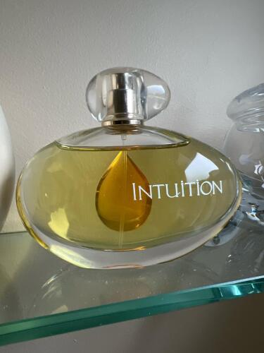 Est&eacute;e Lauder Intuition Eau de Parfum Spray