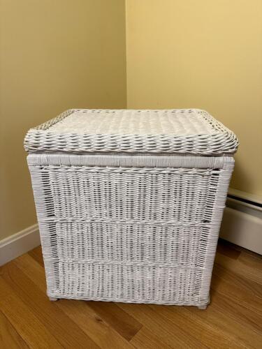 White Wicker Laundry Hamper with Carved Panel